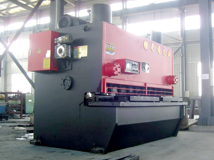 灯塔6米网架剪板机