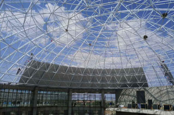 灯塔网架公司为大家分享干煤棚在后期的维护措施